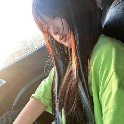 孖胎斗女巫